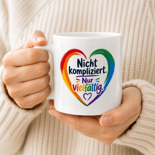 Tasse »Nicht kompliziert. Nur vielfältig.«