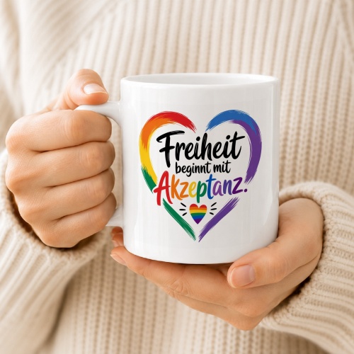 Tasse »Freiheit beginnt mit Akzeptanz«