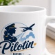 Tasse »Pilotin – Mein Arbeitsplatz liegt über den Wolken«