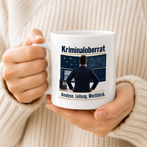 Tasse »Kriminaloberrat – Analyse. Leitung. Weitblick.«
