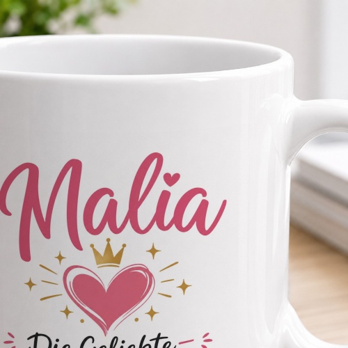 Tasse »Malia – Die Geliebte. Charme gehört zur Grundausstattung.«