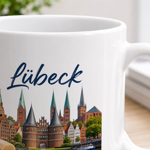 Tasse »Lübeck Skyline & Marzipan«