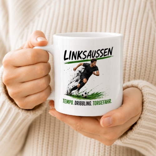 Tasse »Linksaussen – Tempo. Dribbling. Torgefahr.«