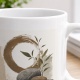 Tasse mit botanischem Steine-Motiv