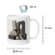 Tasse mit abstraktem Architekturmotiv
