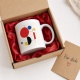 Tasse mit abstraktem Geometrie-Motiv