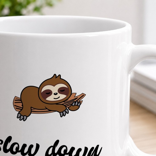 Tasse »slow down« Faultier-Motiv