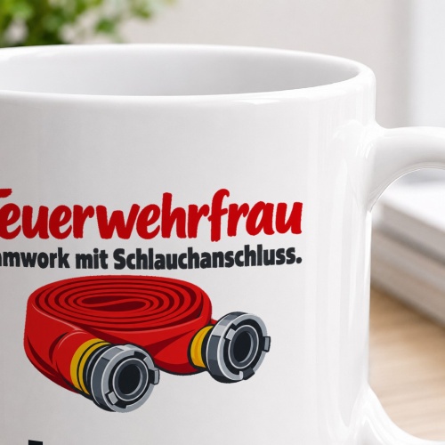 Personalisierte Tasse »Feuerwehrfrau«